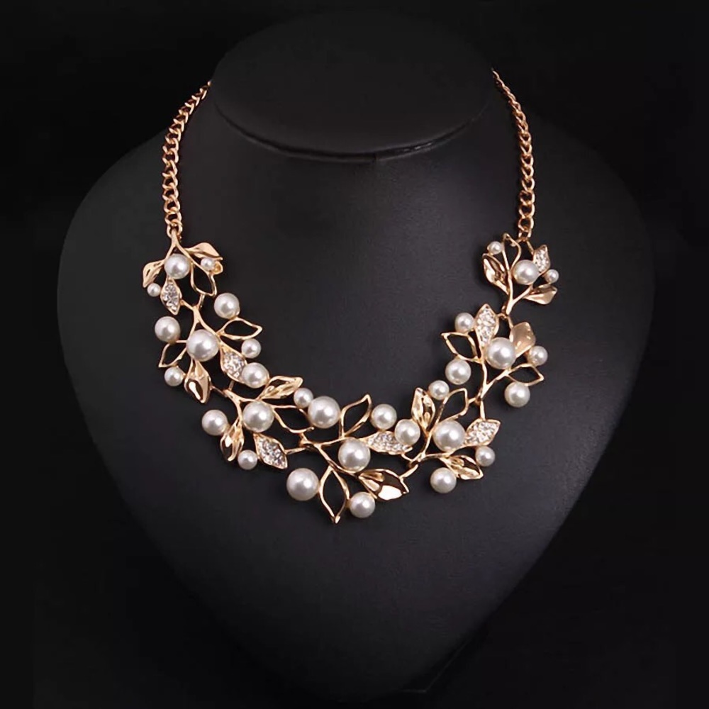 🆕 Pearl and Cubic Zirconia Necklace